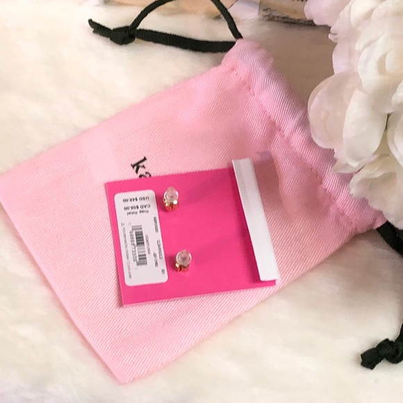 NWT KATE SPADE ♠️ FLOWER LEGACY LOGO FLOWER STUDS - Picture 7 of 8